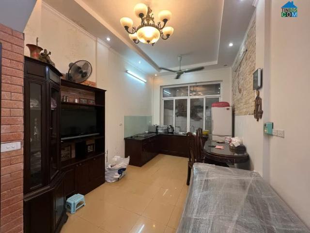 Cho thuê nhà riêng Hoàng Cầu Đống Đa, Hà Nội, ô tô KD full đồ 60m x 5T giá 20 triệu
