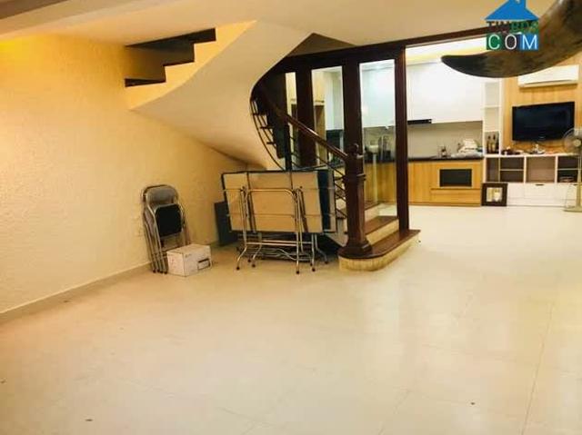Cho thuê nhà riêng Mạc Thái Tổ Cầu Giấy 60m x 5T, ngõ thông, ô tô tránh