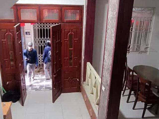 Cho thuê nhà riêng ngõ 342 Hồ Tùng Mâu, Từ Liêm 35m x 4T, 3PN3VS full đồ giá 11 triệu
