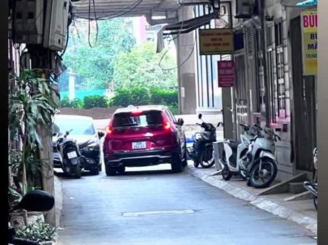 Cho thuê nhà riêng ngõ ô tô Nguyễn xiển Thanh xuân 30m 4 tầng 3 ngủ 13 triệu