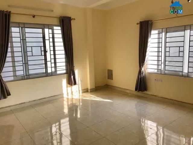 Cho thuê nhà riêng Đồng Xa Mai Dịch Cầu Giấy 40m x 4 tầng, 2PNKK giá 12 triệu