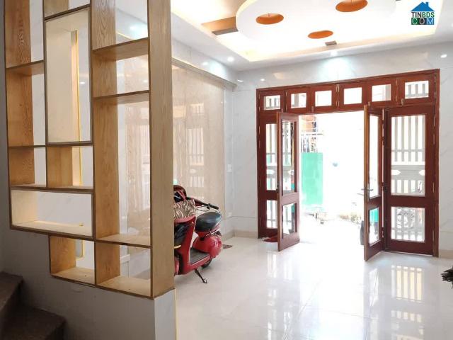 Cho thuê nhà riêng ở NHÓM Nguyễn Khang, Cầu Giấy 35m x 5T giá 14 triệu FULL ĐỒ