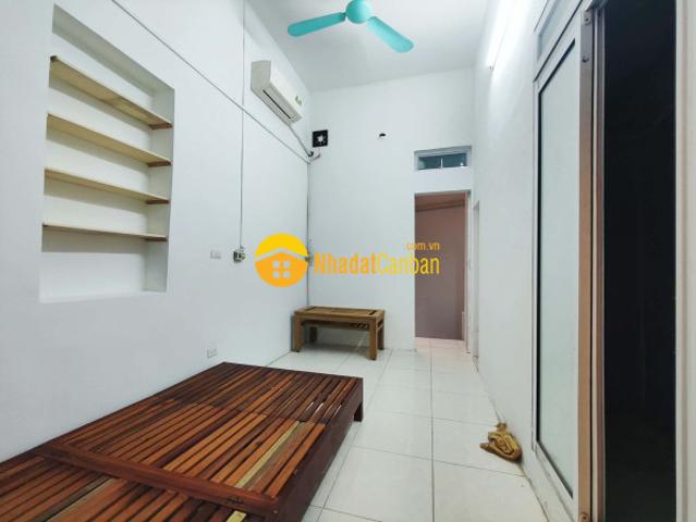 Cho thuê nhà riêng phố láng hạ, đống đa, ô tô đỗ cửa, gần phố 8.7 triệu