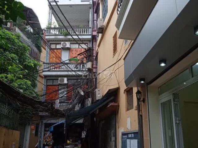 Cho Thuê Nhà Riêng Trong Ngõ Phố Yên Lãng 80m2, 3 Ngủ, 1 WC 10 Triệu Kd, Vp, Ở Gđ