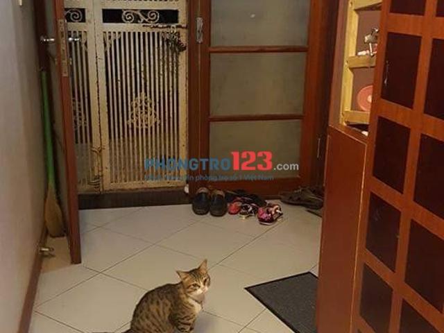 Cho thuê nhà tập thể 70m2 tầng 5, tập thể Hồ Việt Xô
