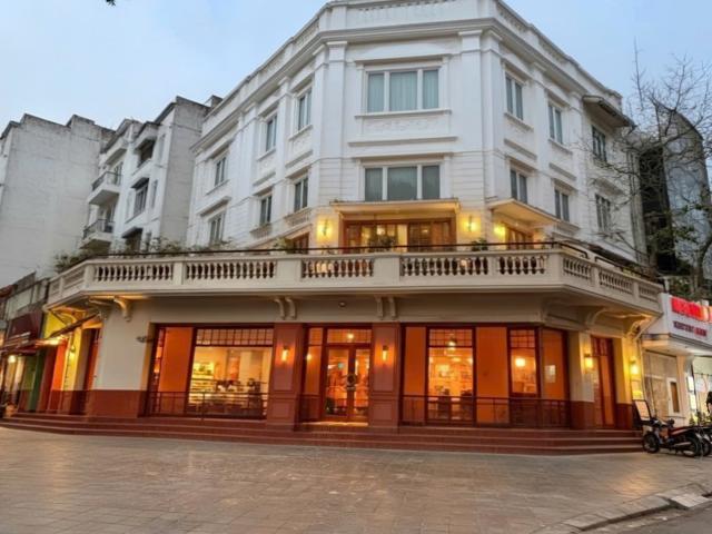 Cho thuê nhà, Trần Nhân Tông, Mai Hắc Đế, THANG MÁY  160m2* 5T 64 tr