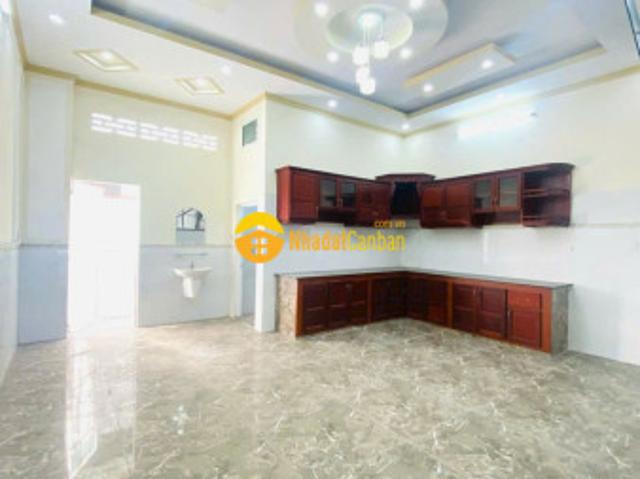 Cho thuê nhà trệt 3 lầu vị trí đẹp, mới full máy lạnh kdc nam long cái răng cần thơ