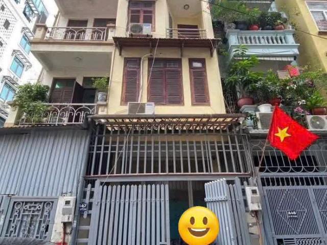 Cho thuê nhà TW đoàn Quan Hoa, Cầu Giấy 45M X 5T, 5PN4VS giá 17TR, ô tô đỗ cửa