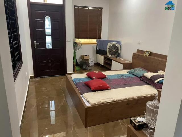 Cho thuê nhà vp kd Tây Sơn Đống Đa, 35m2, 4 tầng, 2 ngủ, 15tr