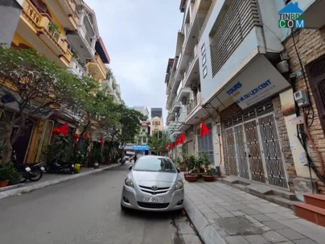 Cho thuê nhà Xuân La, diện tích 50mx 4 tầng, mặt tiền 4.2m, giá 25 triệu