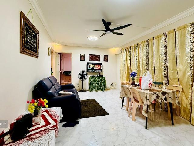Choa Chu Kang Crescent Choa Chu Kang, HDB 4 Rooms