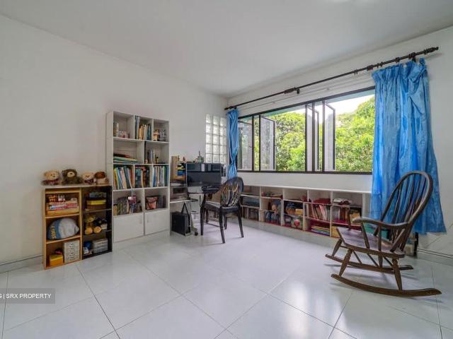 Choa Chu Kang Crescent Choa Chu Kang, HDB 5 Rooms