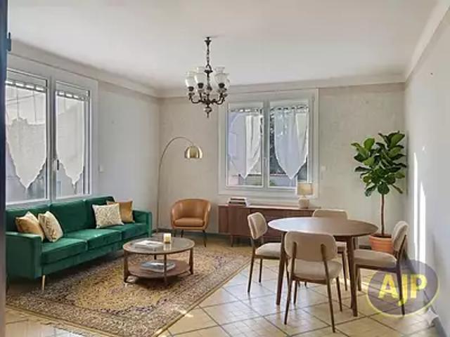 Cholet 49300 Achat / Vente maison 4 pièces t4 au dernier étage terrasse