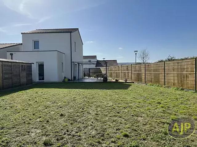 Cholet 49300 Achat / Vente maison 5 pièces t5 terrasse parking