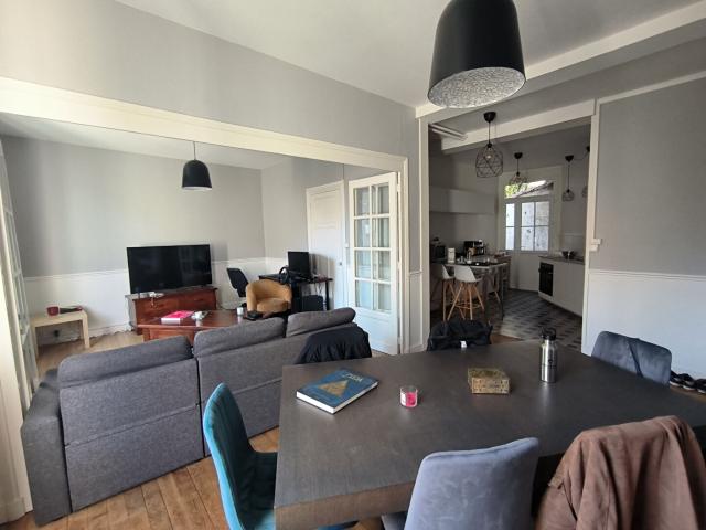 CHOLET CENTRE APPARTEMENT DE CHARME A LOUER