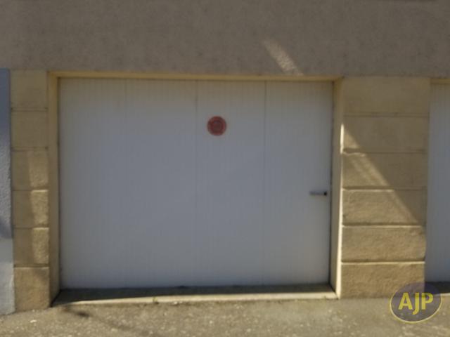 Cholet Location Parking / Garage 49