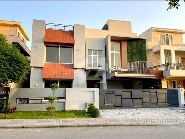 Choose And Buy This Stunning House DIRECT From The OWNER