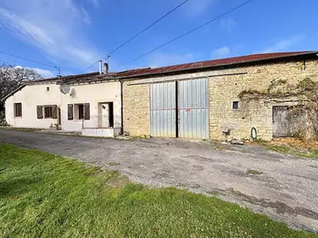 Chatain 86250 Achat / Vente maison 4 pièces t4 au dernier étage parking