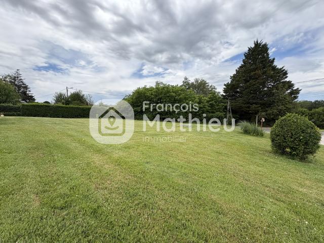 Châtenay Terrain à batir de 700 m2