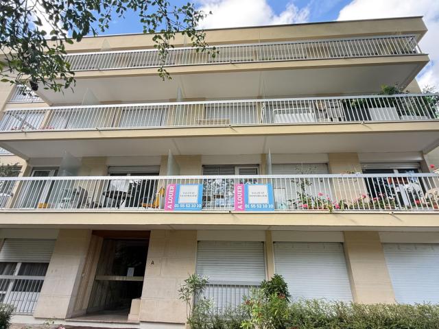 Chatenay Malabry Studio meublé 24 m²