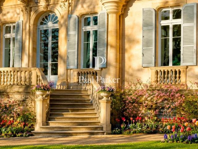 Château néo renaissance d'exception1 400 m² Jujurieux Ain. 1400m² Jujurieux