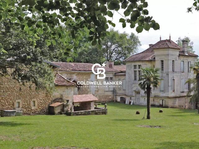 Château à restaurer, 20 minutes Bordeaux
