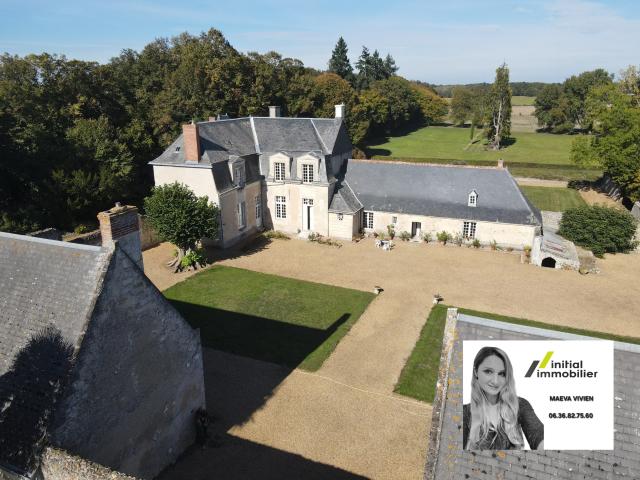 Château du XVIe siècle sur 35 hectares Domaine d’exception entre Tours et Le Mans