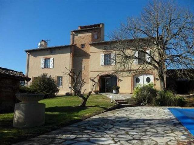 Château du XVII à proximité de Montauban