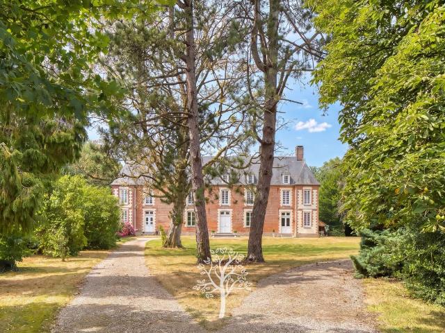 Château d'Illois – Ancien relais de chasse du XVIIIᵉ siècle au cœur du Pays de Bray