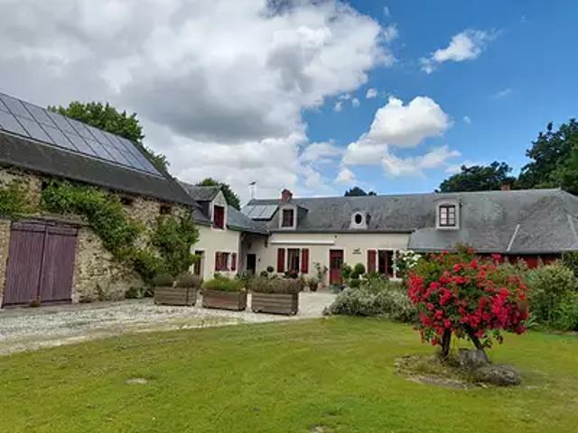 Château Gontier sur Mayenne 53200 Achat / Vente maison 10 pièces t10 au dernier étage