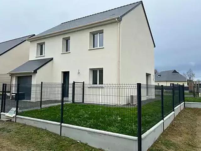 Château Gontier sur Mayenne 53200 Achat / Vente maison 5 pièces t5 au dernier étage