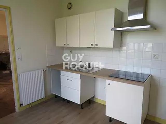 Château Gontier sur Mayenne 53200 Location appartement 3 pièces t3 cave