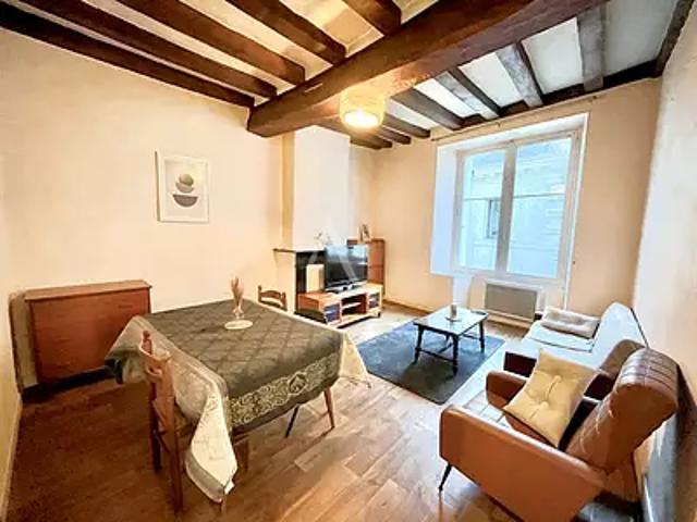 Château Gontier sur Mayenne 53200 Location appartement 3 pièces t3 au dernier étage cave