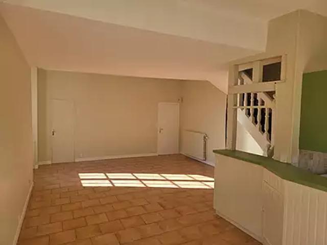 Château Gontier sur Mayenne 53200 Location appartement 5 pièces t5