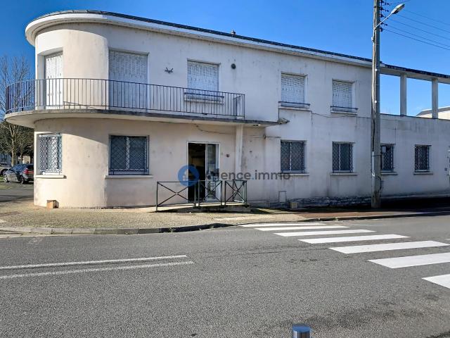 Château la Vallière Vente Immeuble 37