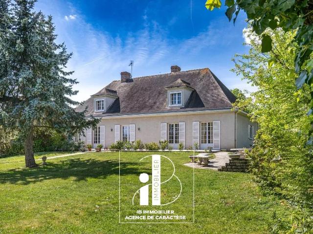 CHATEAU LANDON MAISON DE 265 M² AVEC SOUS SOL TOTAL SUR UN JARDIN DE 2 654 M²