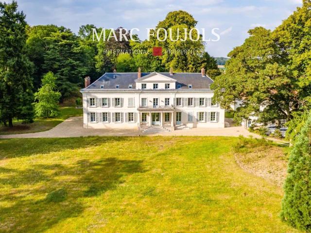Château proche Aéroport Charles de Gaulle 1200m² Vémars