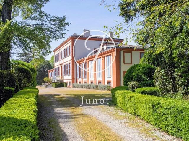 Château Quint Fonsegrives 633.0 sqm 11 bedrooms