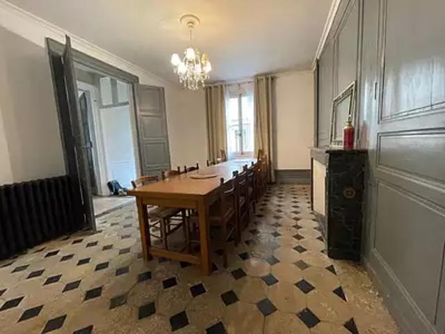 Château Renault 37110 Achat / Vente maison 9 pièces t9 cave