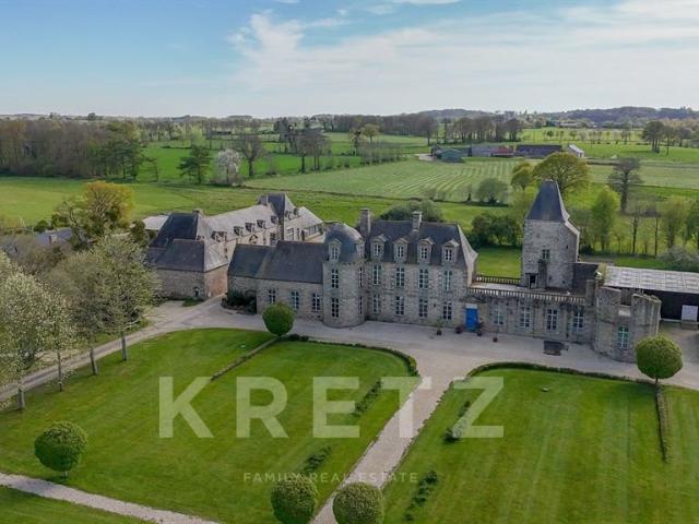 Château Renaissance & Domaine Privé d'Exception Une destinat. 1200m² Rennes