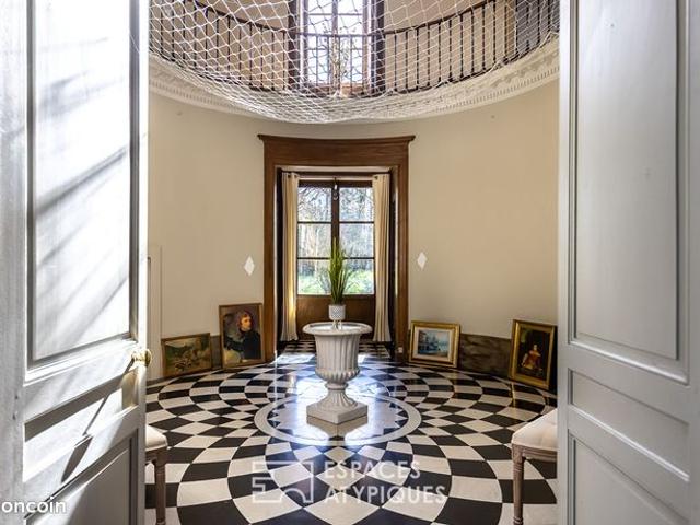 Château 14 pièces 480 m²