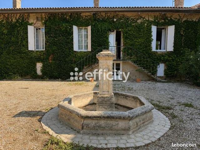 Château 14 pièces 529 m²