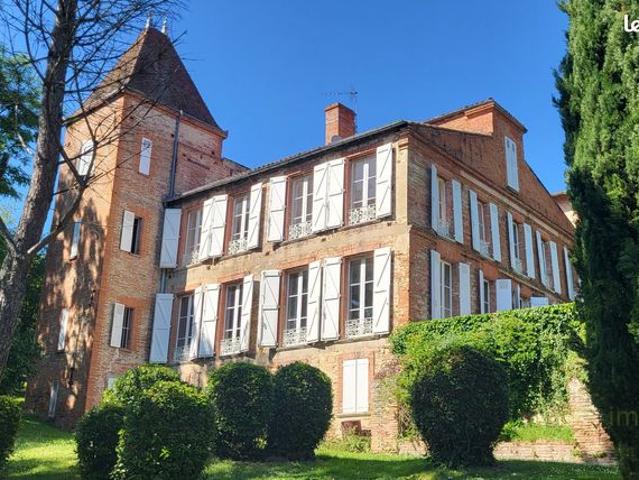 Château 15 pièces 350 m²