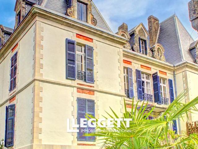 Château 17 pièces 468 m²
