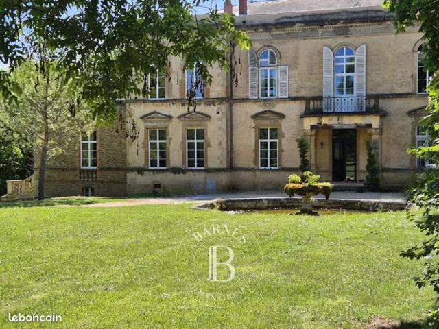 Chateau 17 pièces 655 m²