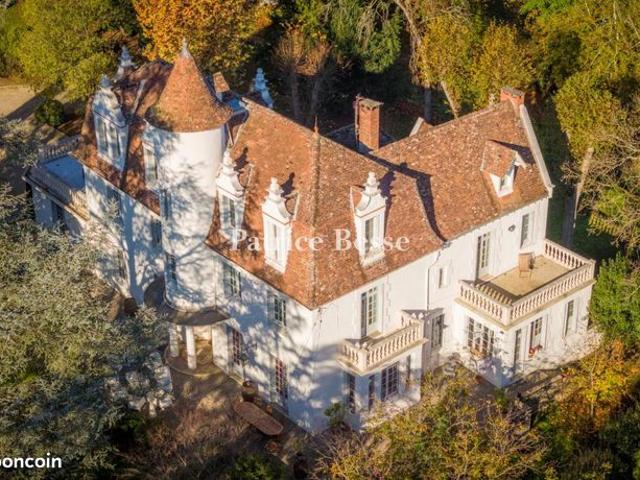 Château 10 pièces 455 m²