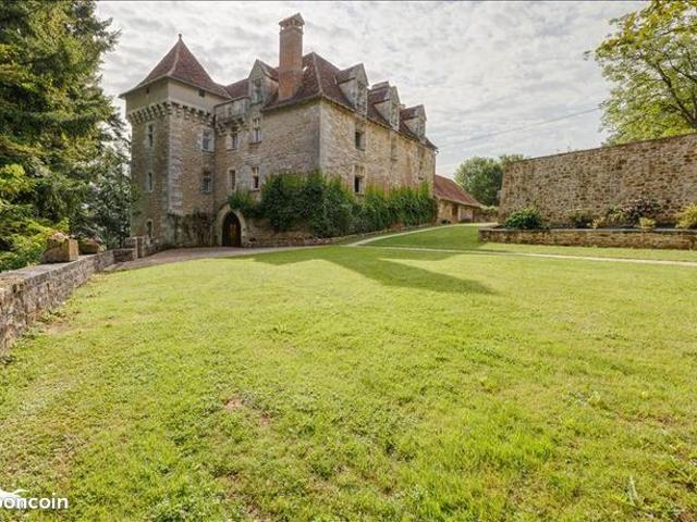 Château 10 pièces 490 m²