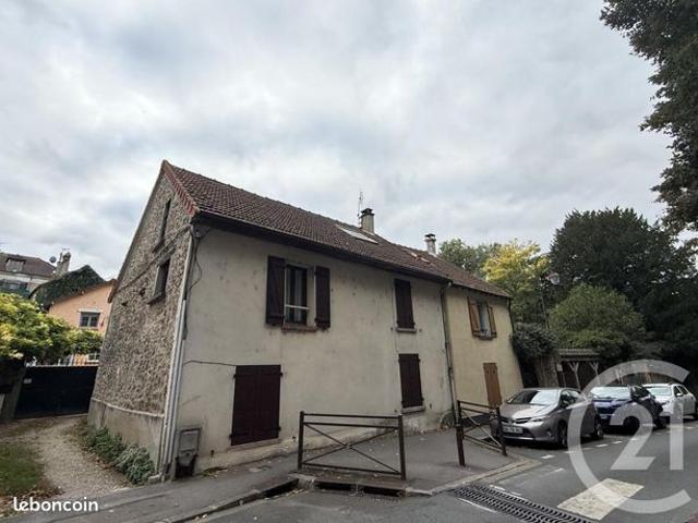 Château 10 pièces 125 m²