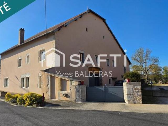 Château 10 pièces 241 m²