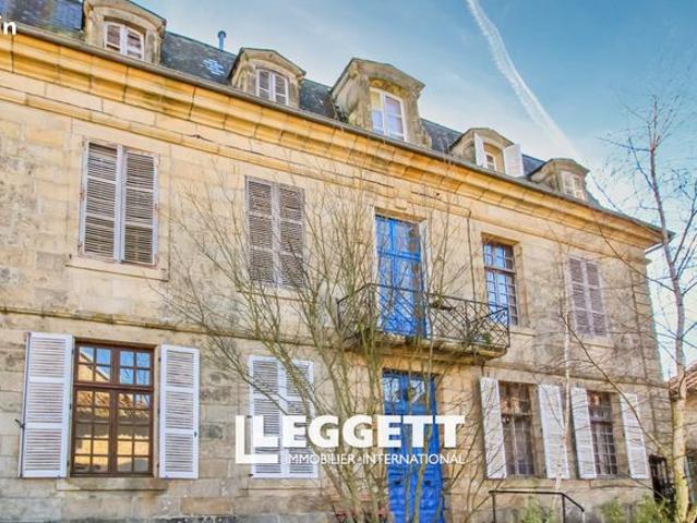 Château 10 pièces 275 m²